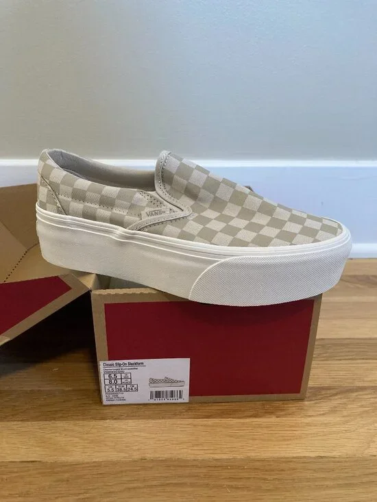 Vans Classic Slip-On Platform Checkerboard Show Size: Women 8/Men 6.5 - Picture 1 of 4